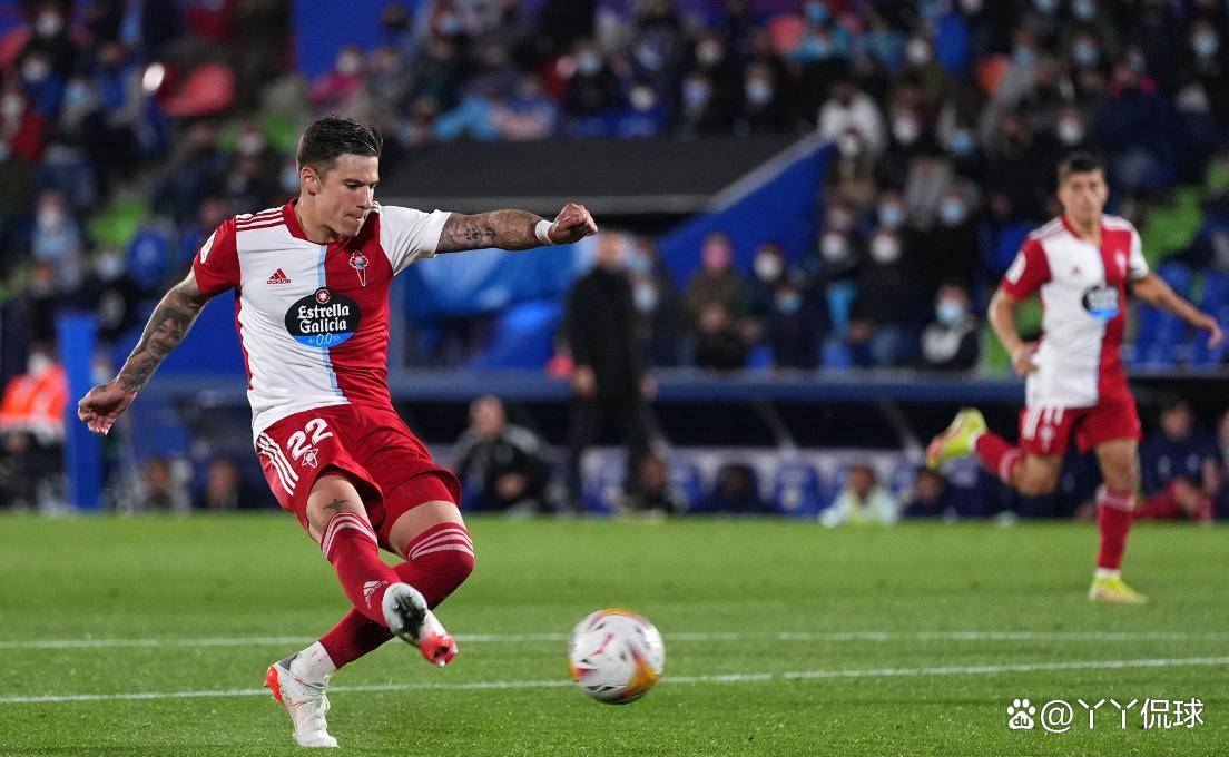 西甲国际比赛日走向成谜,里昂豪取连胜,气氛紧张,纪律约束更严格 西甲国际比赛日走向成谜,里昂豪取连胜,气氛紧张,纪律约束更严格